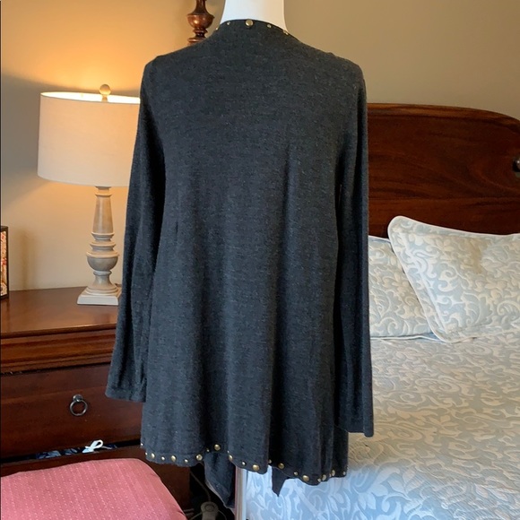 100% Italian Merino Wool grey cardigan. Large - Picture 4 of 6